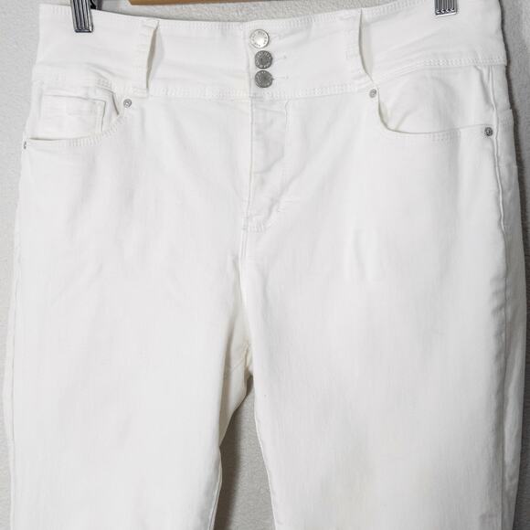 Wax Jean Women’s White Jeans Minimalist Capsule Wardrobe Stretch 3-Button Sz 31 - Picture 4 of 10